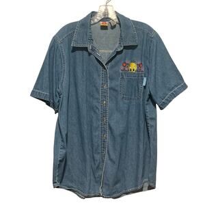 LOONEY TUNES Woman Top 14W / 16W Tweety Embroidered Button Down Chambray Shirt